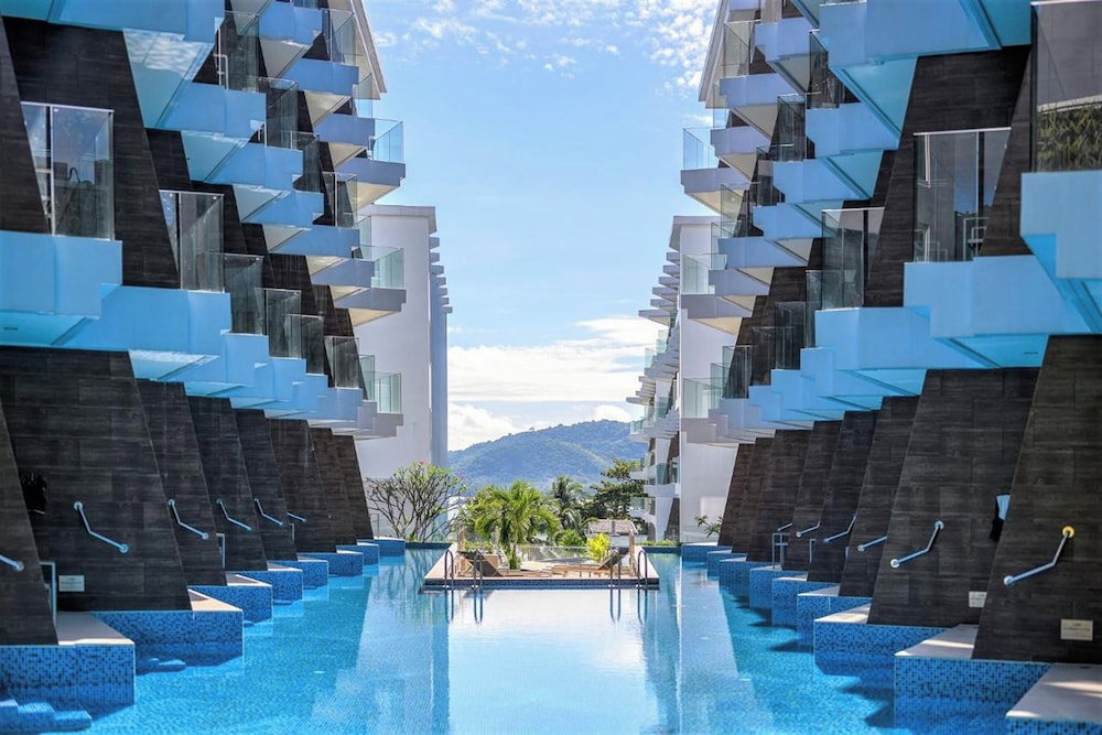 Hotel The Beachfront Hotel Phuket