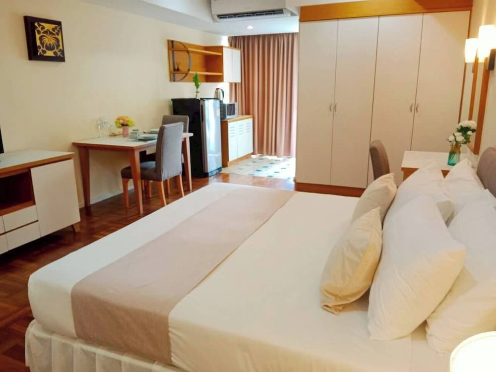 Hotel Sky Place Serviced Apartment