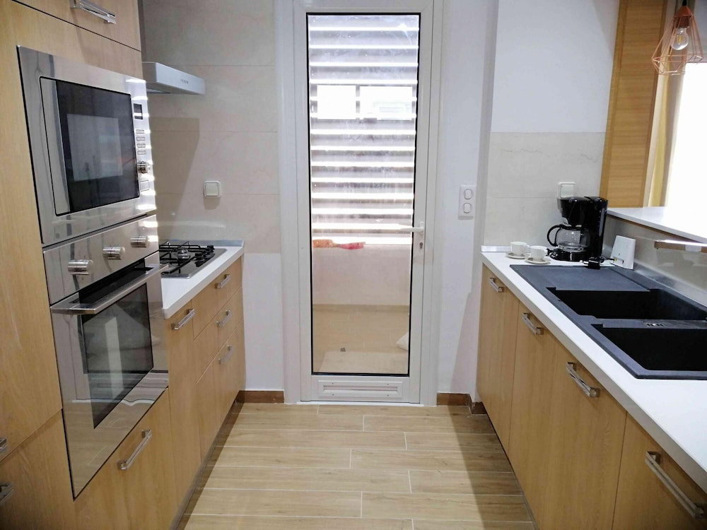 Hotel Bright Stylish 1Bd Flat In Jardins De Carthage