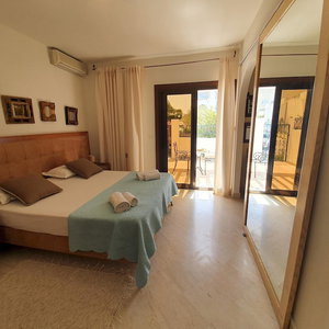 Sejur Golden Tulip Apt Spacieux Avec Deux Terrasses vacanta Al Marsa