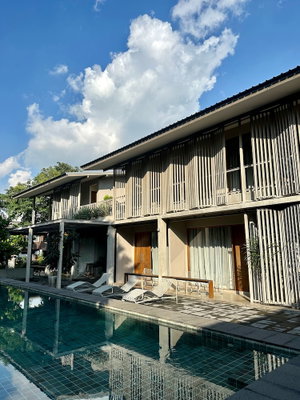 Hotel Sunkiss Pool.bed.cafe cazare Taling Chan