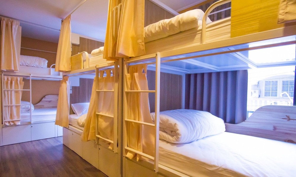 Click Hostel