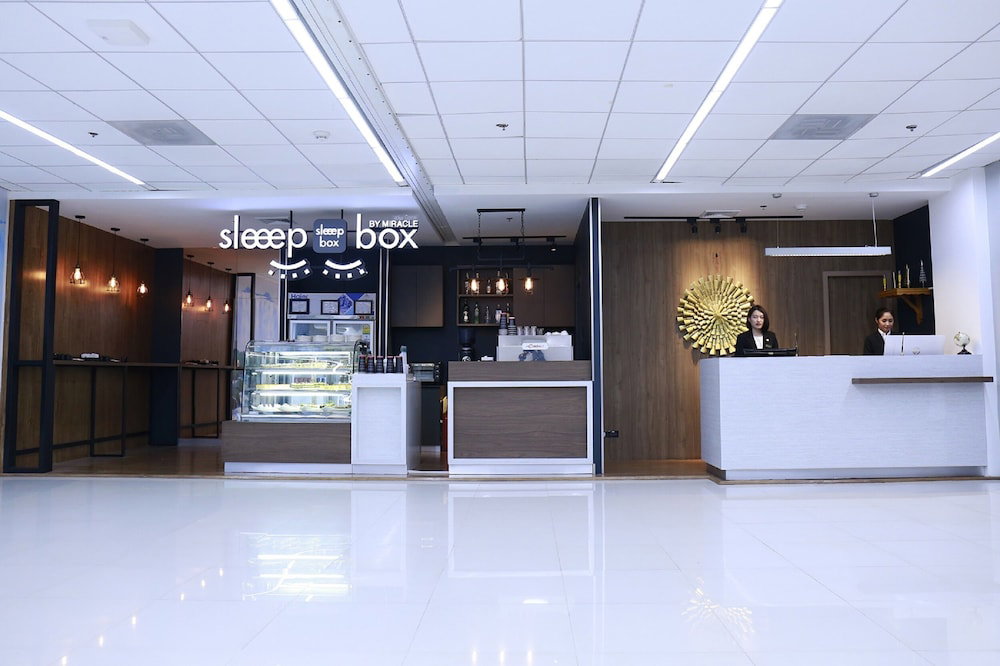 Hotel Sleep Box By Miracle