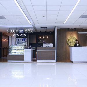 Hotel Sleep Box By Miracle cazare Sai Mai