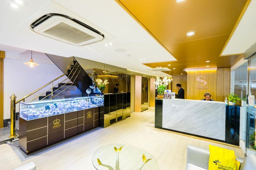 Samran Place Hotel