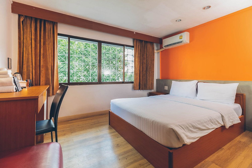 Hotel Atlas Bangkok Hotel