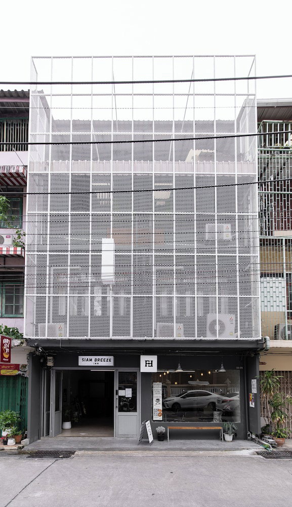 Hotel Siam Breeze Inn - Self Check-In