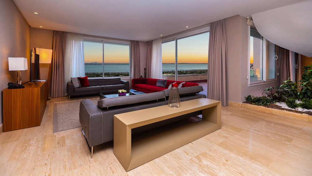 Hotel Adam Hotel Suites