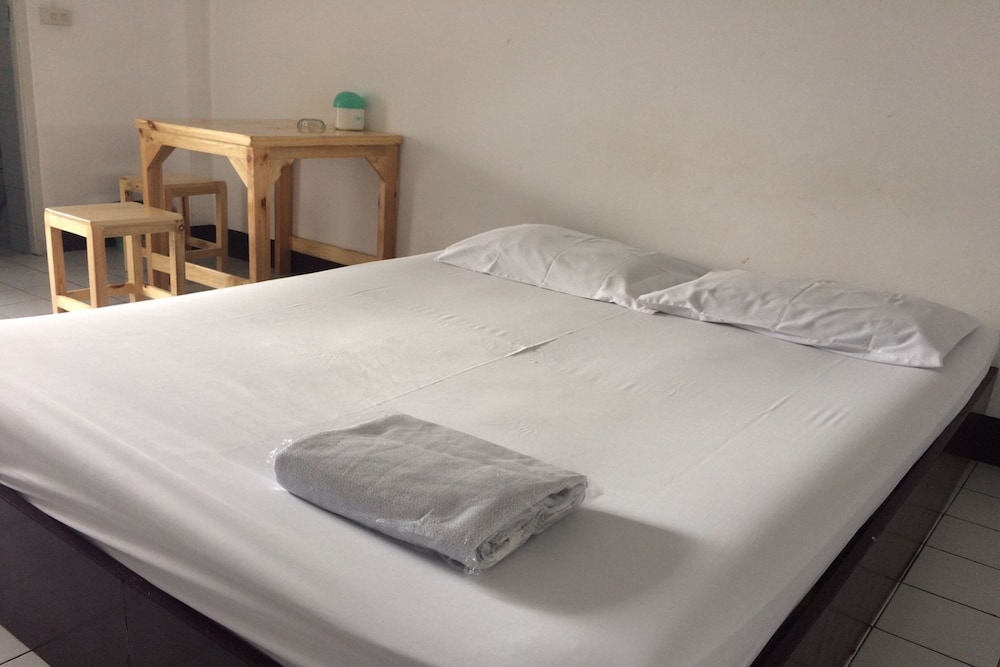 Nr Guesthouse