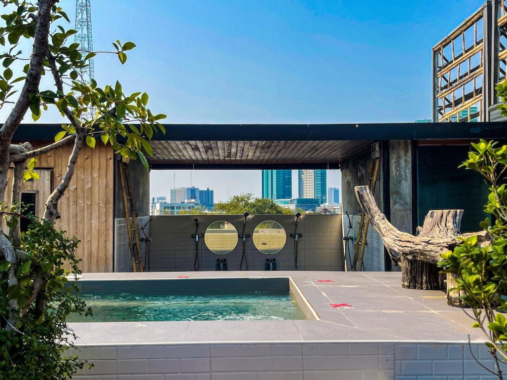 Hotel Blu Cabin Ari Stylish Gay Poshtel