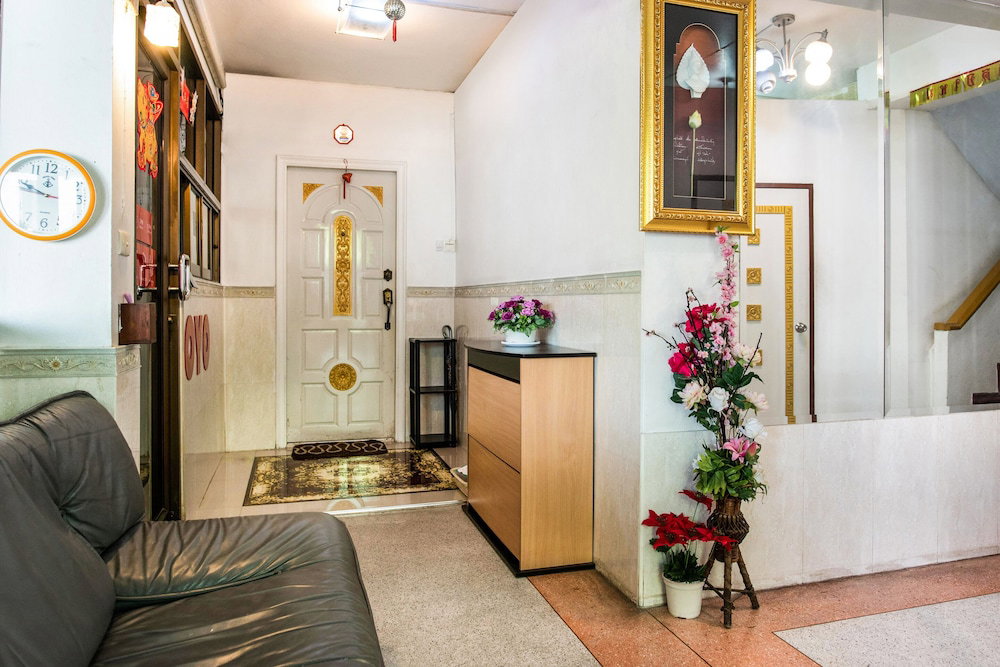 Gedkanok Apartment
