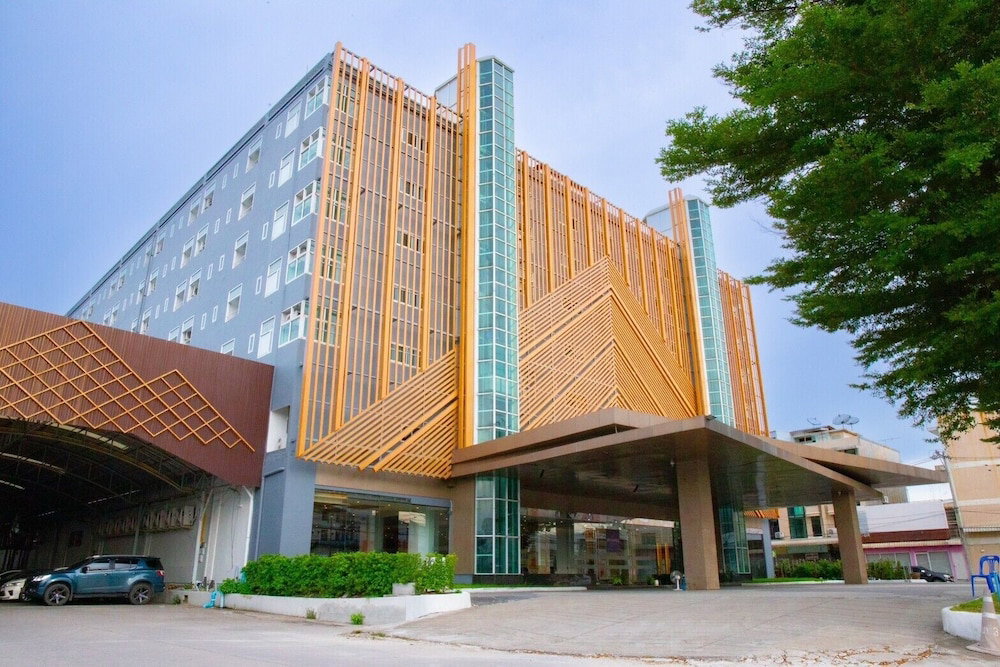 Hotel Le Srivaree Suvarnabhumi Airport Hotel