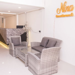 Hotel Nina Guesthouse cazare Phra Nakhon