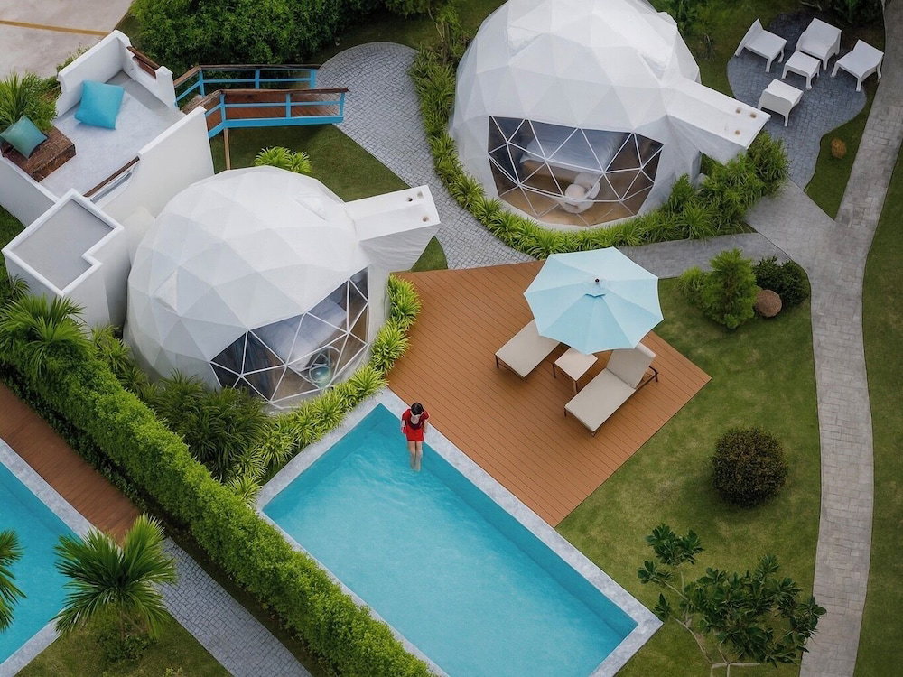 Hotel Le Resort And Villas