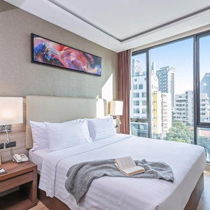Hotel Adelphi Forty-Nine cazare Khlong Toei