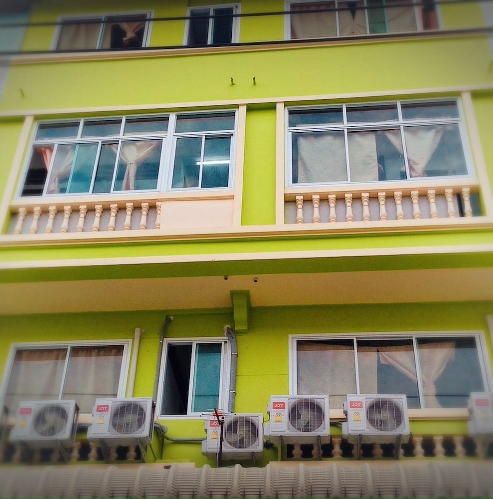 Hotel Natcha Place Rangsit Donmuang