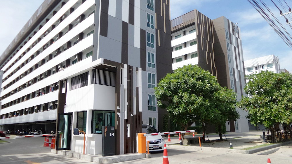 Hotel Plum Condo Phaholyothin 89