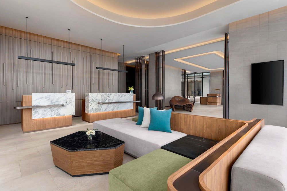 Courtyard By Marriott Bangkok Sukhumvit 20