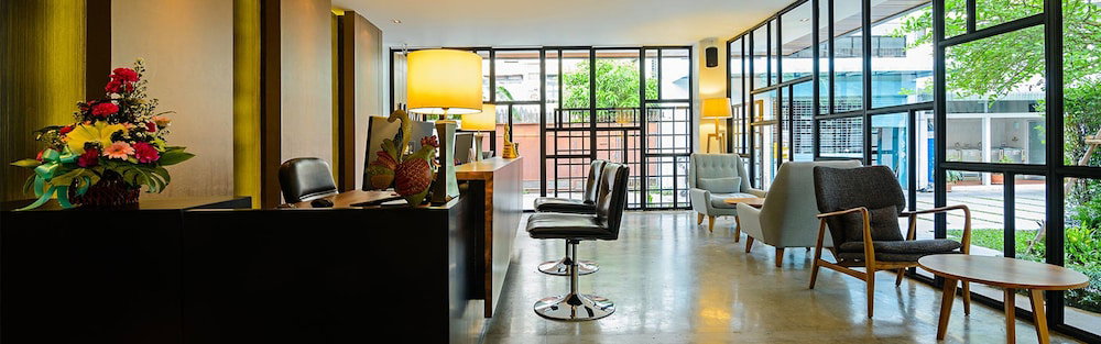 Uma Residence
