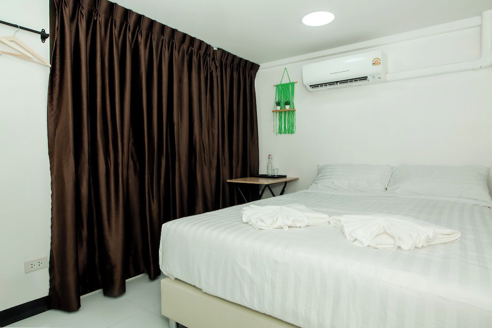 The Hostel Era