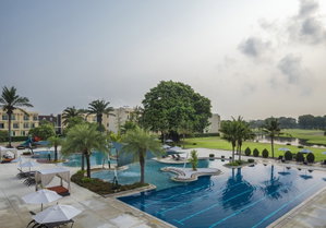 Hotel Eastin Thana City Golf Resort Bangkok cazare Lat Krabang