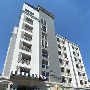 Hotel Leelawadee Modern Resort Huaykwang cazare Din Daeng
