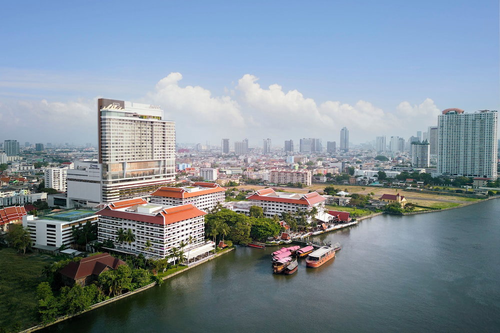 Hotel Avani+ Riverside Bangkok Hotel
