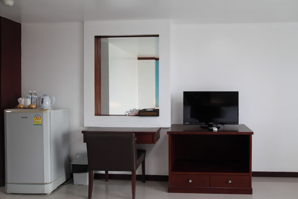 Convenient Grand Plus Hotel Suvarnabhumi