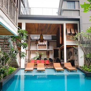 Hotel Nanda Heritage Hotel cazare Phra Nakhon