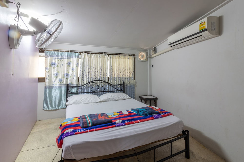 Hotel 7 Holder Guesthouse
