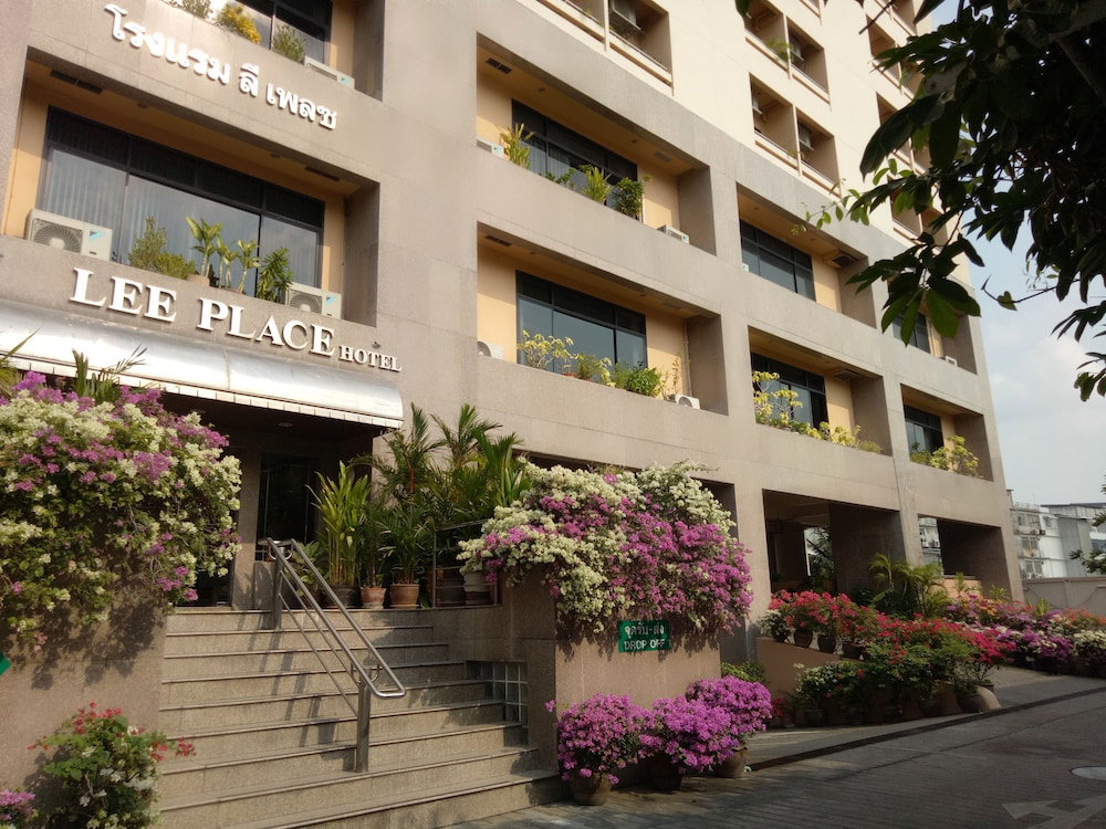 Hotel Lee Place Hotel