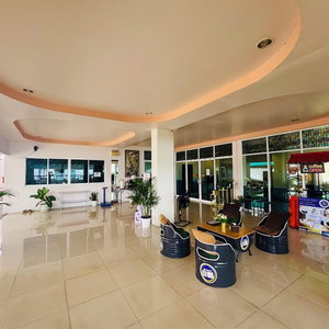 Hotel Ree Riverside Hotel cazare Thon Buri