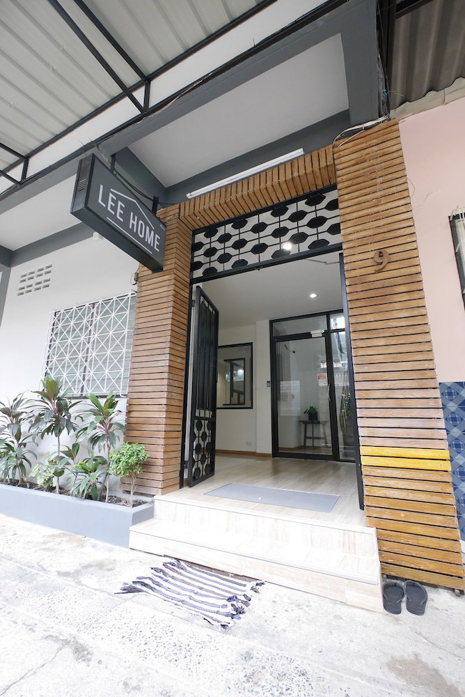 Hotel Lee Home Bangkok