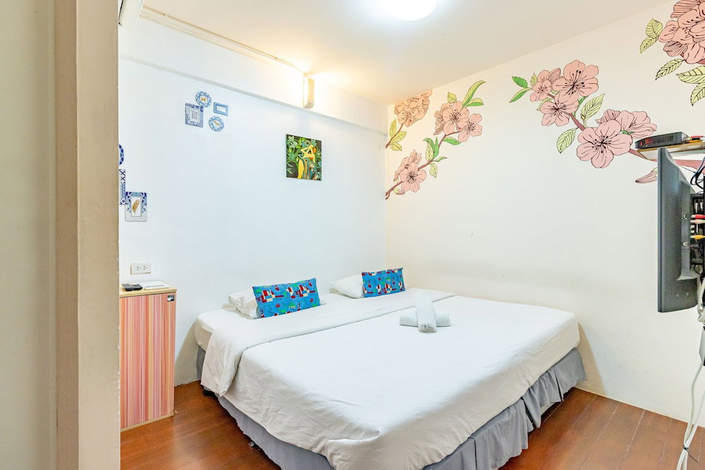 Hotel Sleep Dee Hostel