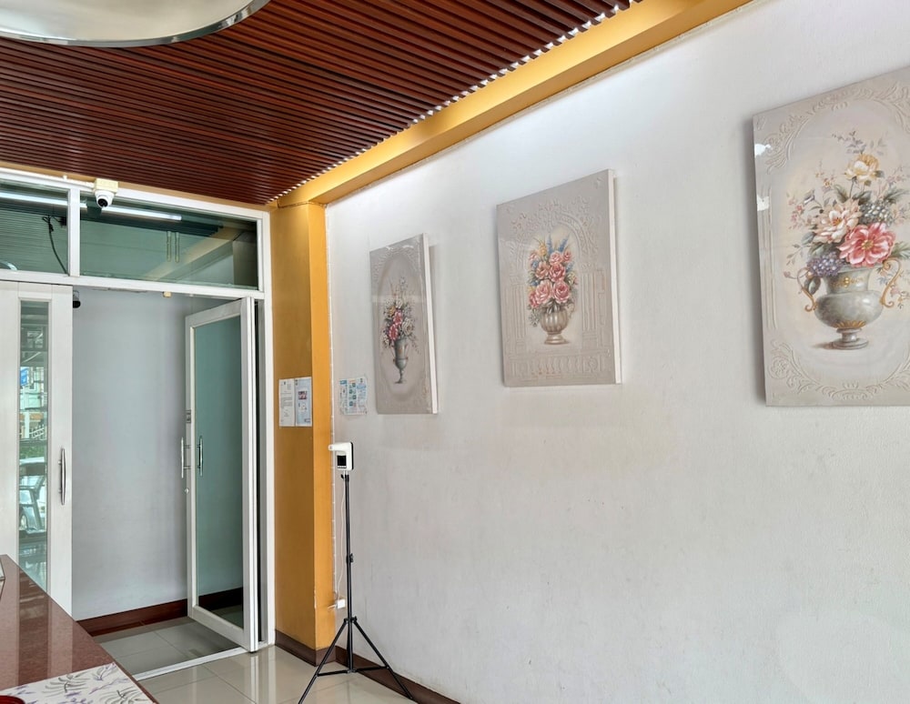 Nicha Residence Hotel