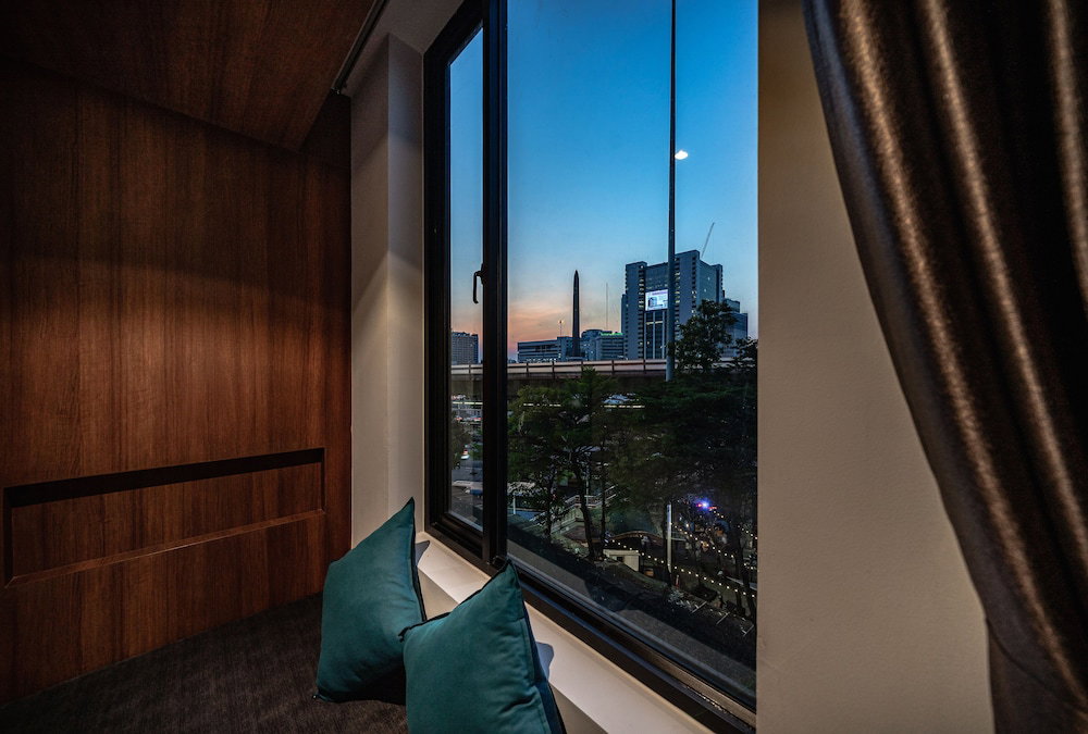 Hotel Vix Bangkok At Victory Monument