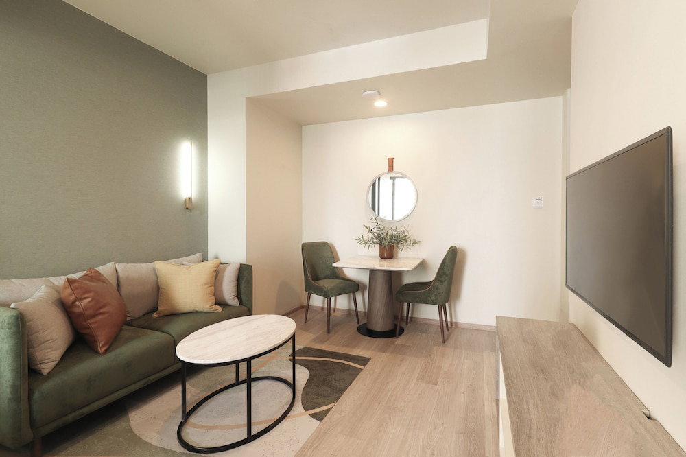 Staybridge Suites Bangkok Sukhumvit By Ihg