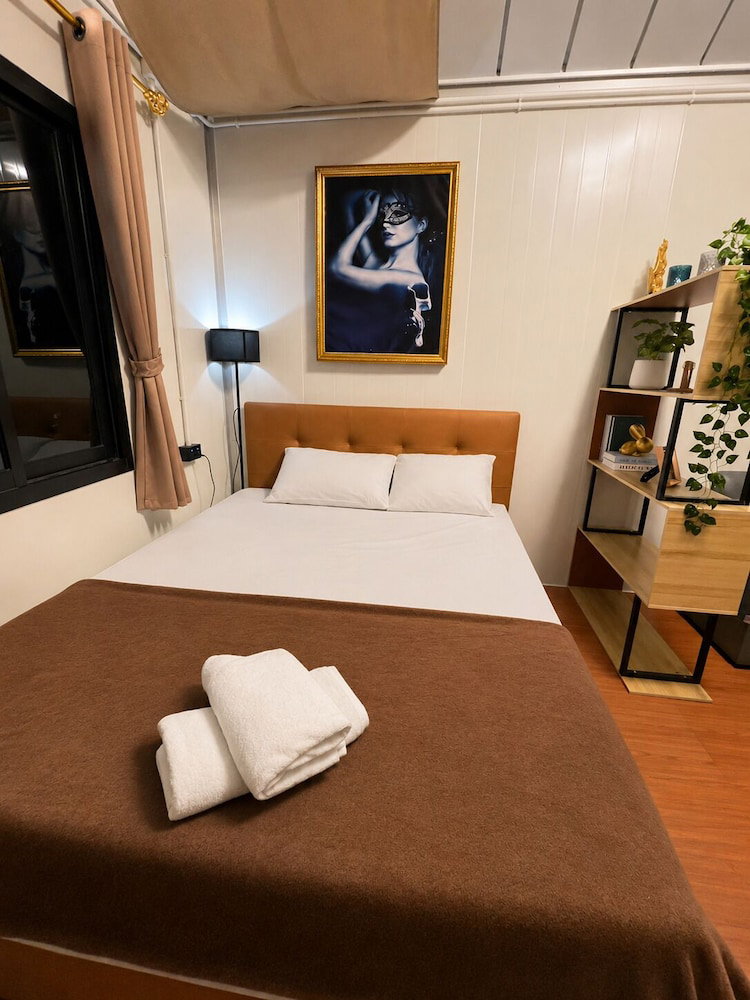 Near Bkk Homestay Airport