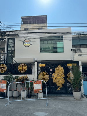 Hotel First Villa Life Hostel cazare Din Daeng