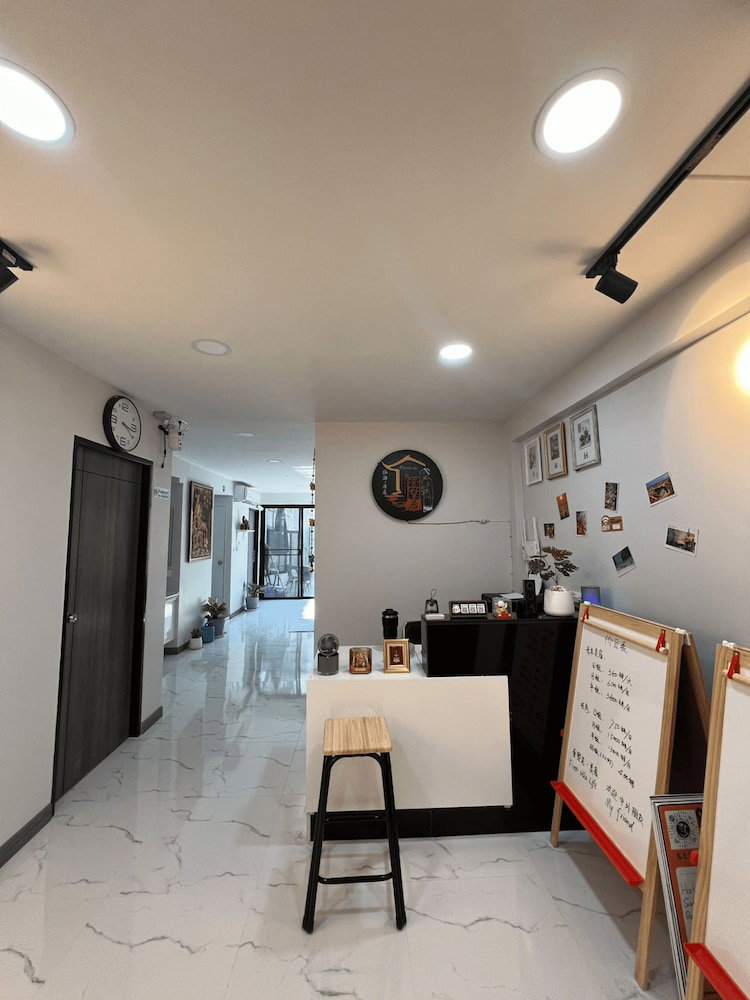 First Villa Life Hostel