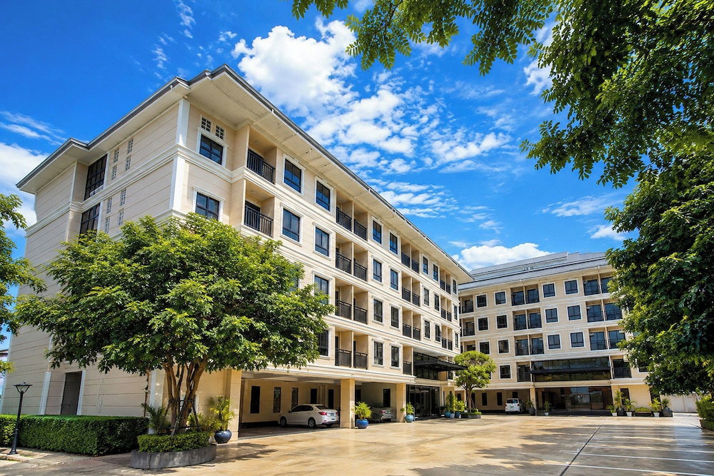 Hotel Baan Thanakul Suvarnabhumi