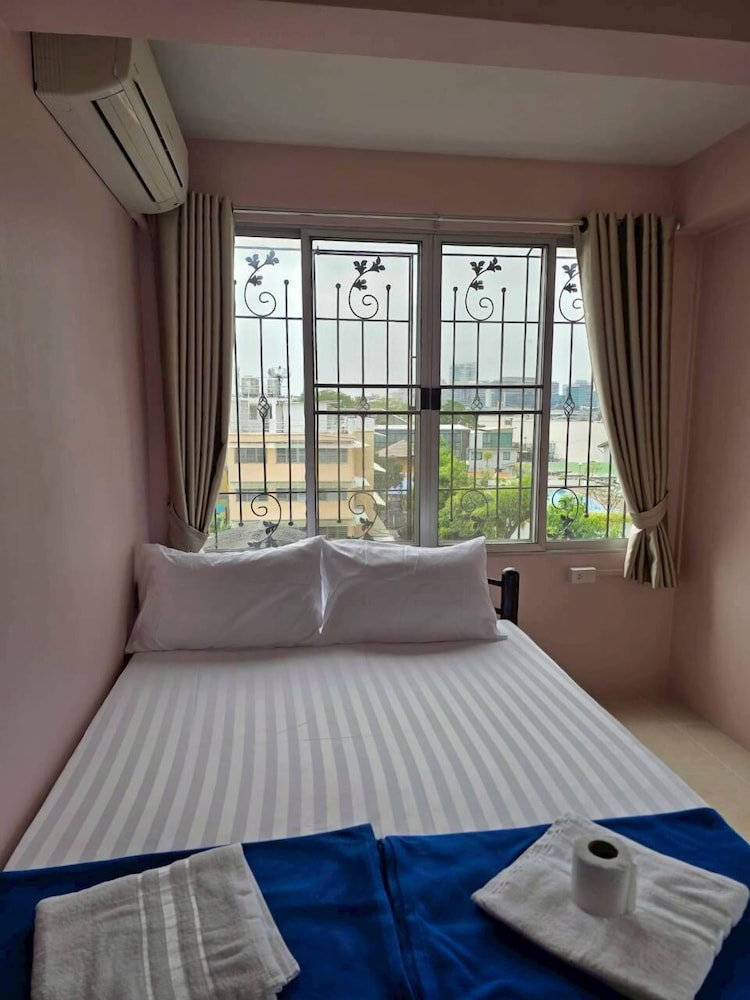 Hotel Bella Bella River View