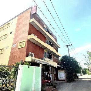 Hotel Sukhum Sukhumvit-Onnut Guest House cazare Phra Khanong