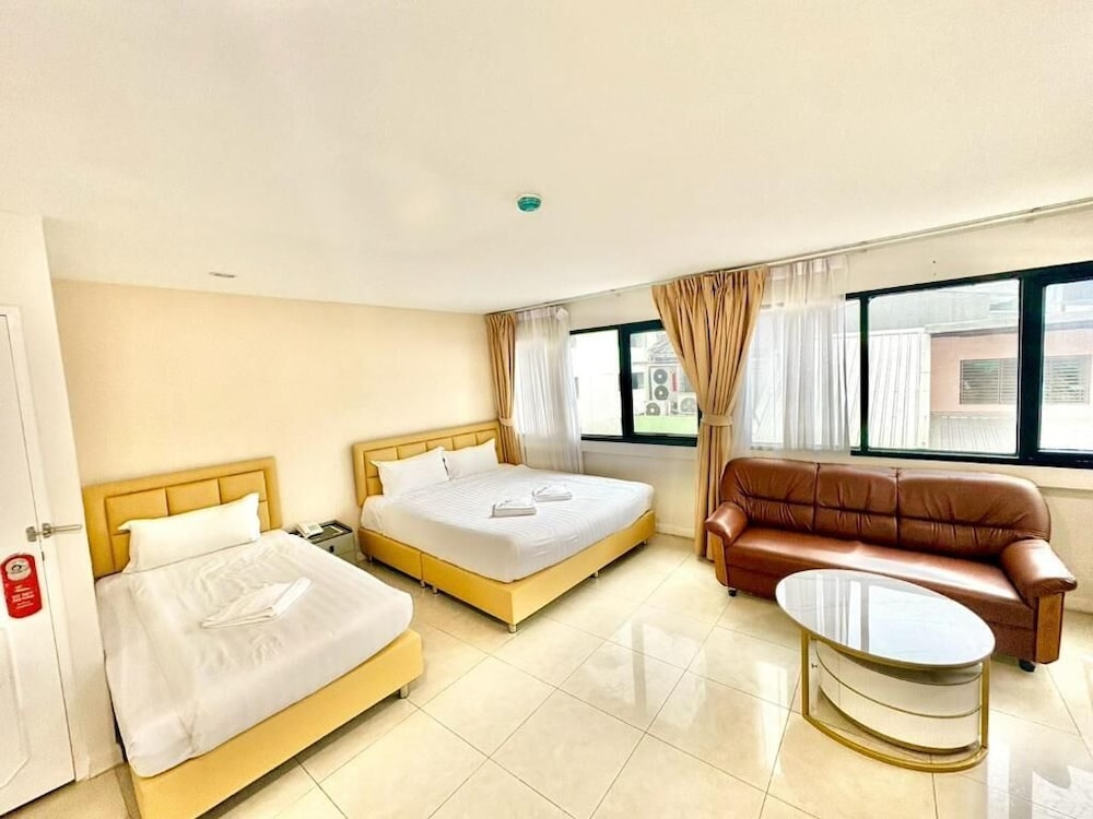 Abcyq Hotel