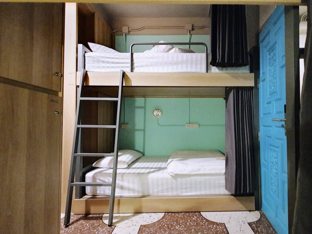 Hotel Stash Hostel