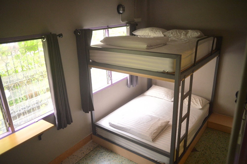 Stash Hostel