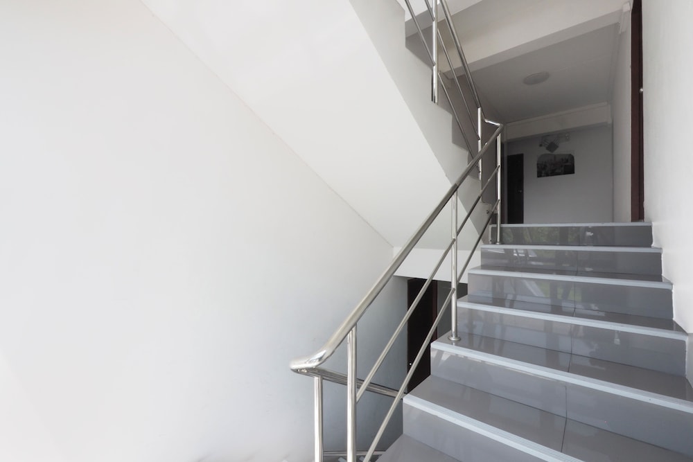 Rq Suvarnabhumi Airport By Collection O