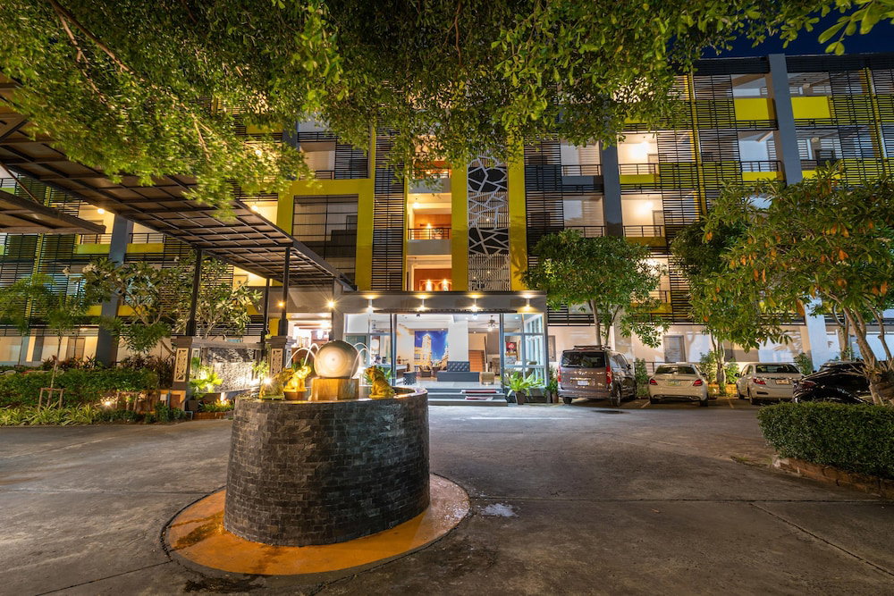 Hotel Sb Living Place Hotel Phuket Town