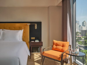 Hotel Public House Bangkok, A Member Of Design Hotels cazare Khlong Toei