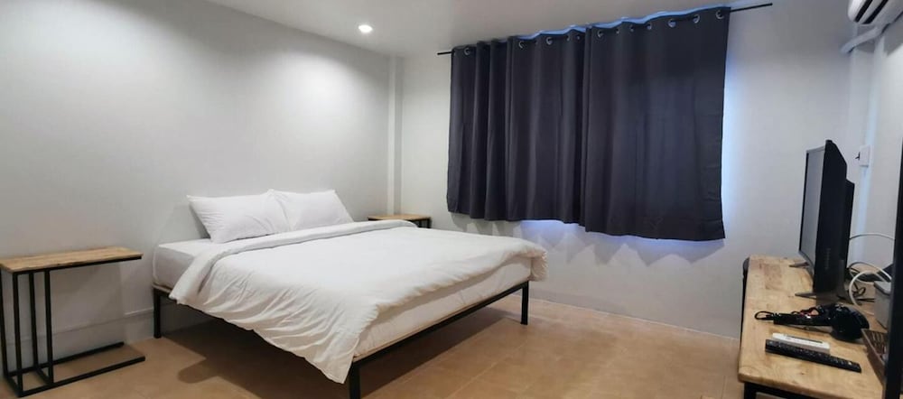 Hotel Go Inn Phuket Old Town